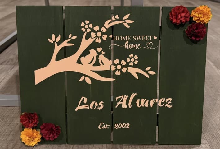 Gabbie's finished green Los Alvarez wood sign